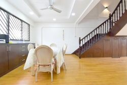 Blk 705 Hougang Avenue 2 (Hougang), HDB Executive #581972611